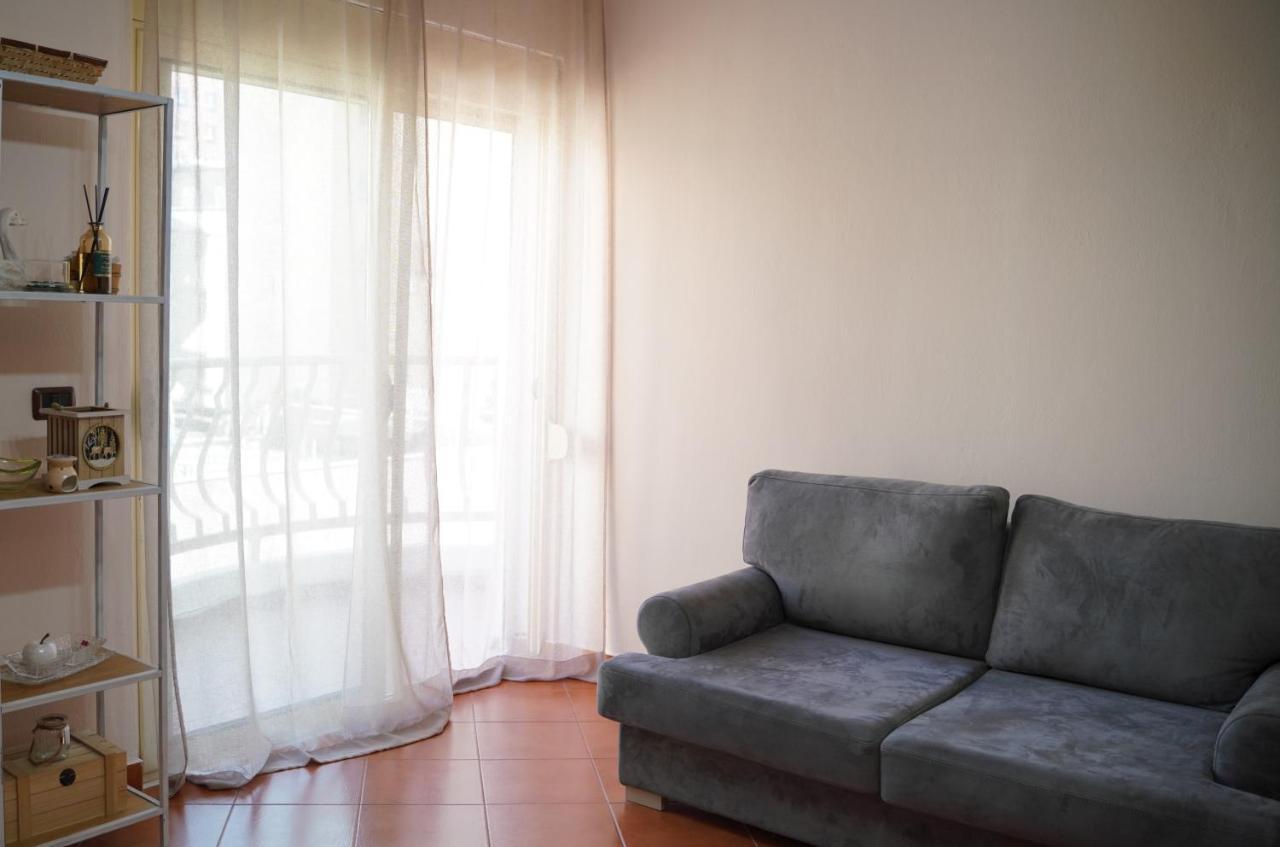 Stylish Apartment Near Tirana Center ภายนอก รูปภาพ
