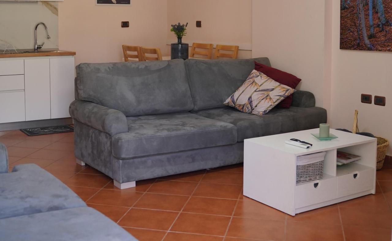 Stylish Apartment Near Tirana Center ภายนอก รูปภาพ